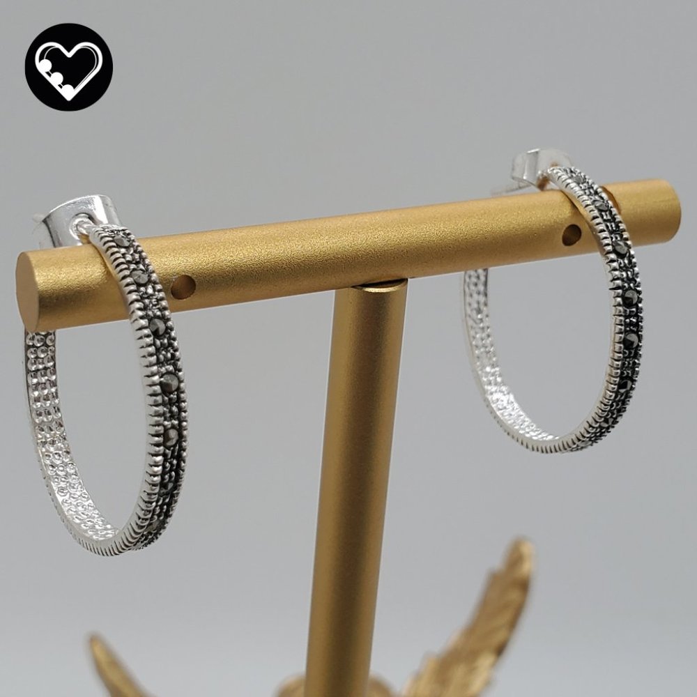 Marquise earrings
